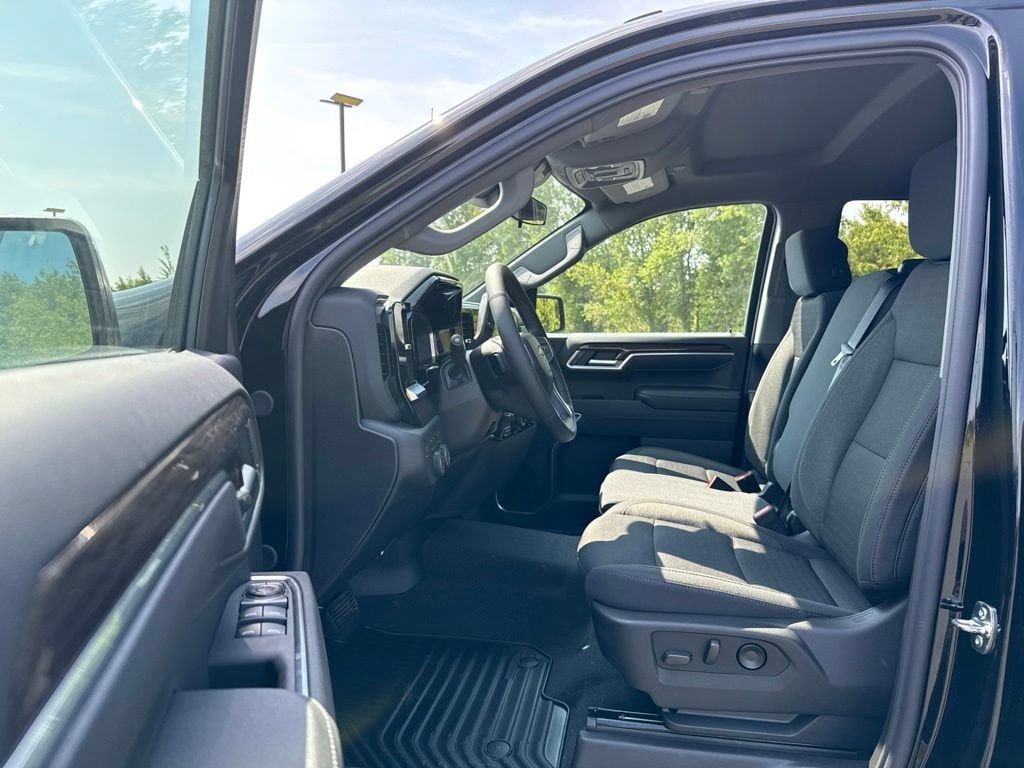 2026 Chevrolet Silverado 1500 LT - Photo 22