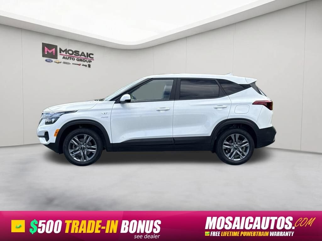 Used 2023 Kia Seltos LX