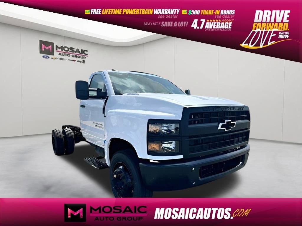 2024 Chevrolet Silverado HD Work Regular Cab 141" WB's photo