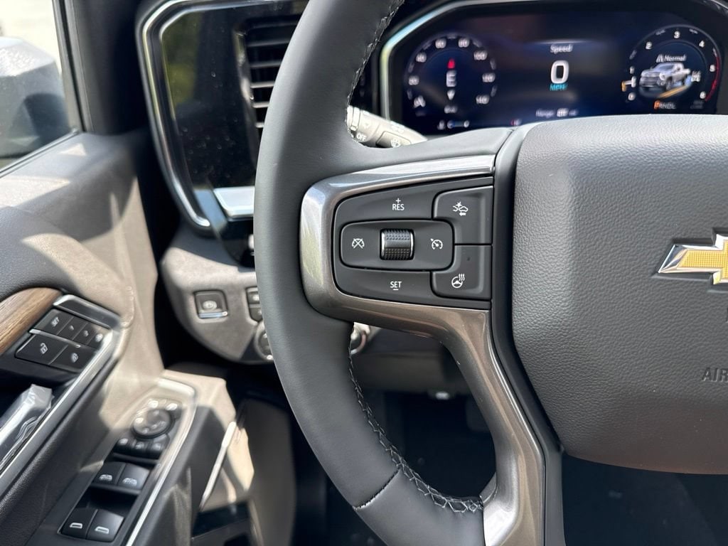 2026 Chevrolet Silverado 3500HD High Country - Photo 37