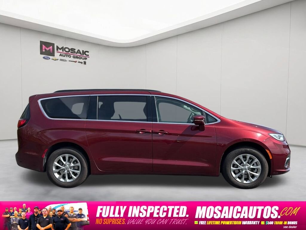 Used 2022 Chrysler Pacifica Touring L