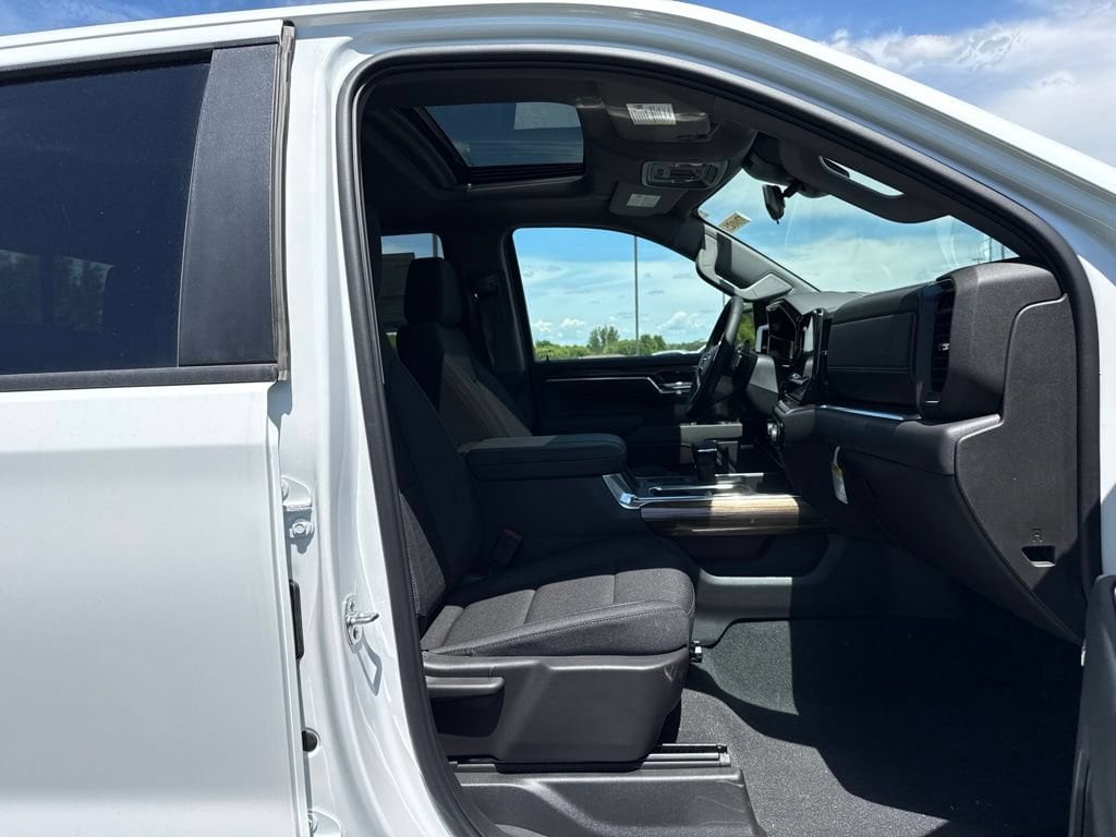 2026 Chevrolet Silverado 1500 RST - Photo 11