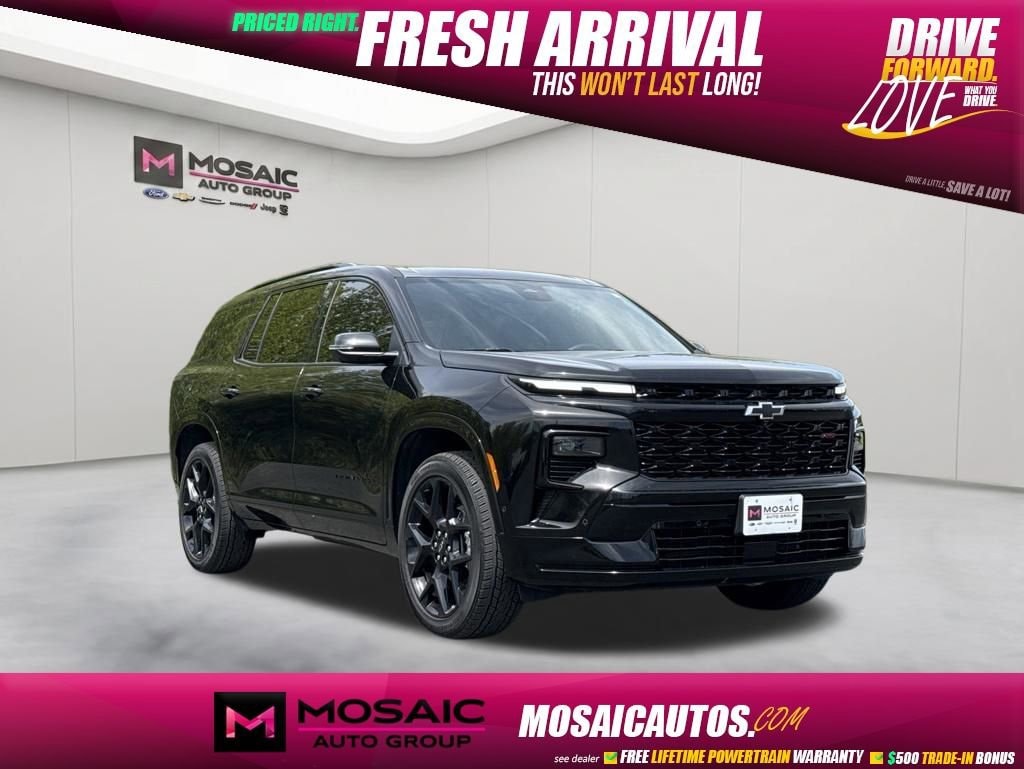 Used 2025 Chevrolet Traverse RS SUV