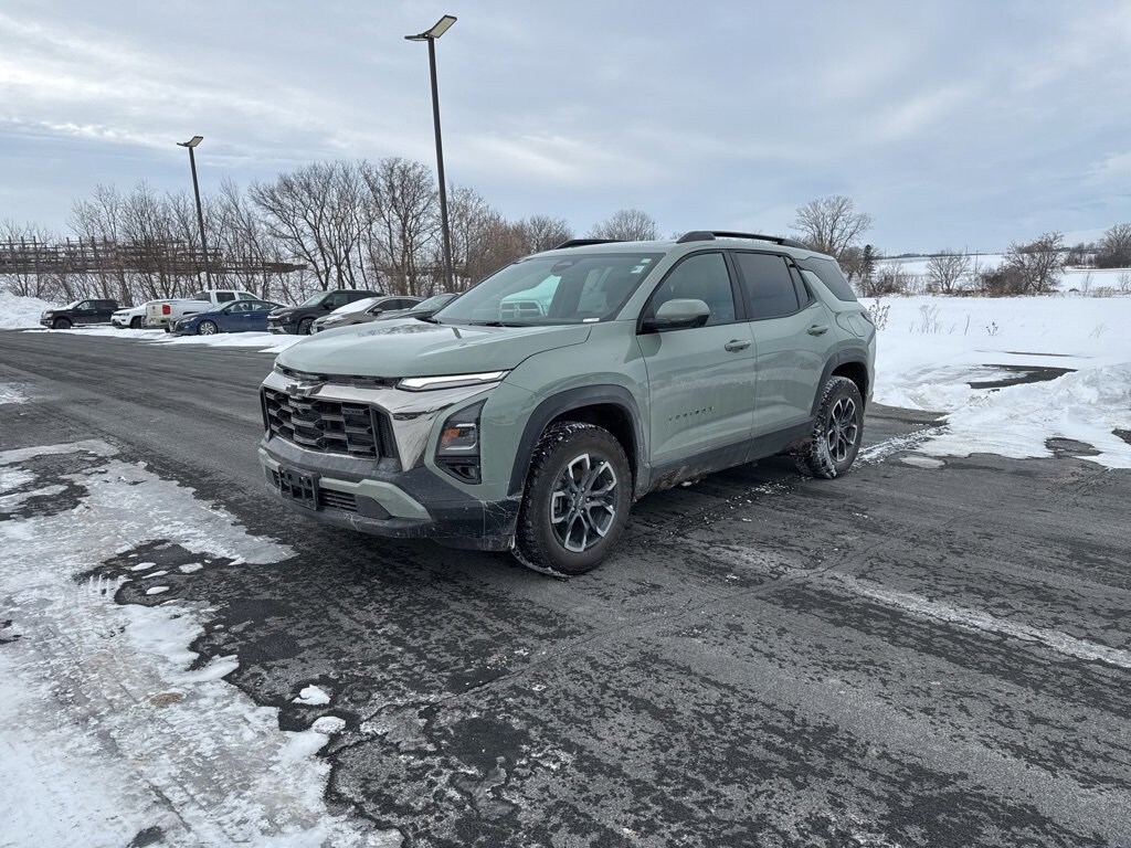 Used 2025 Chevrolet Equinox Activ SUV