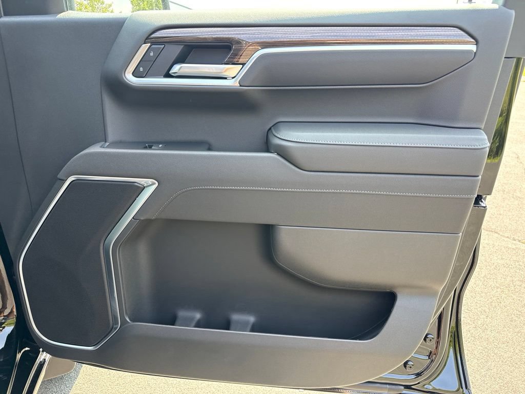 2026 Chevrolet Silverado 1500 LT - Photo 10