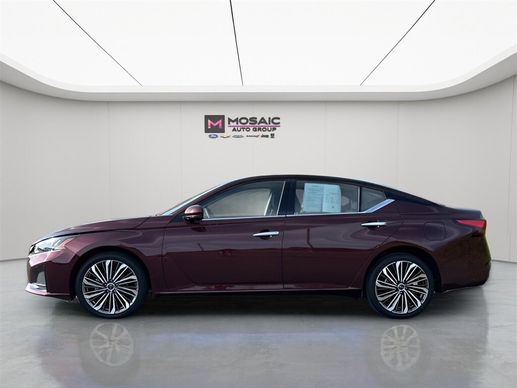 Used 2024 Nissan Altima 2.5 SL