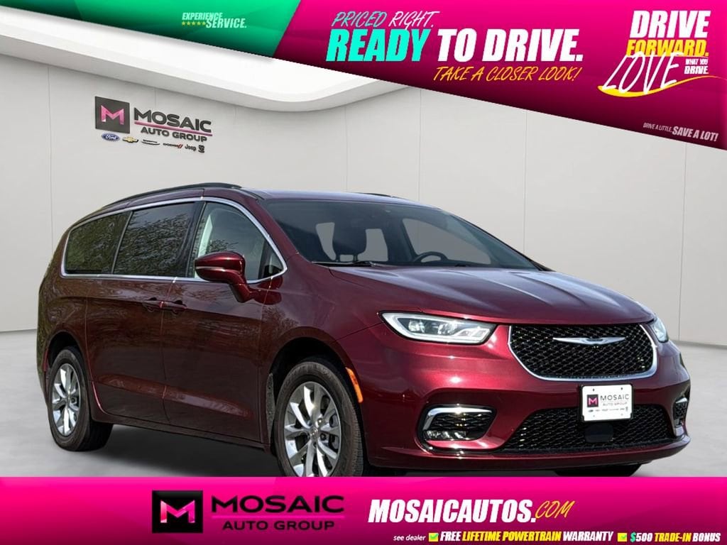 Used 2022 Chrysler Pacifica Touring L