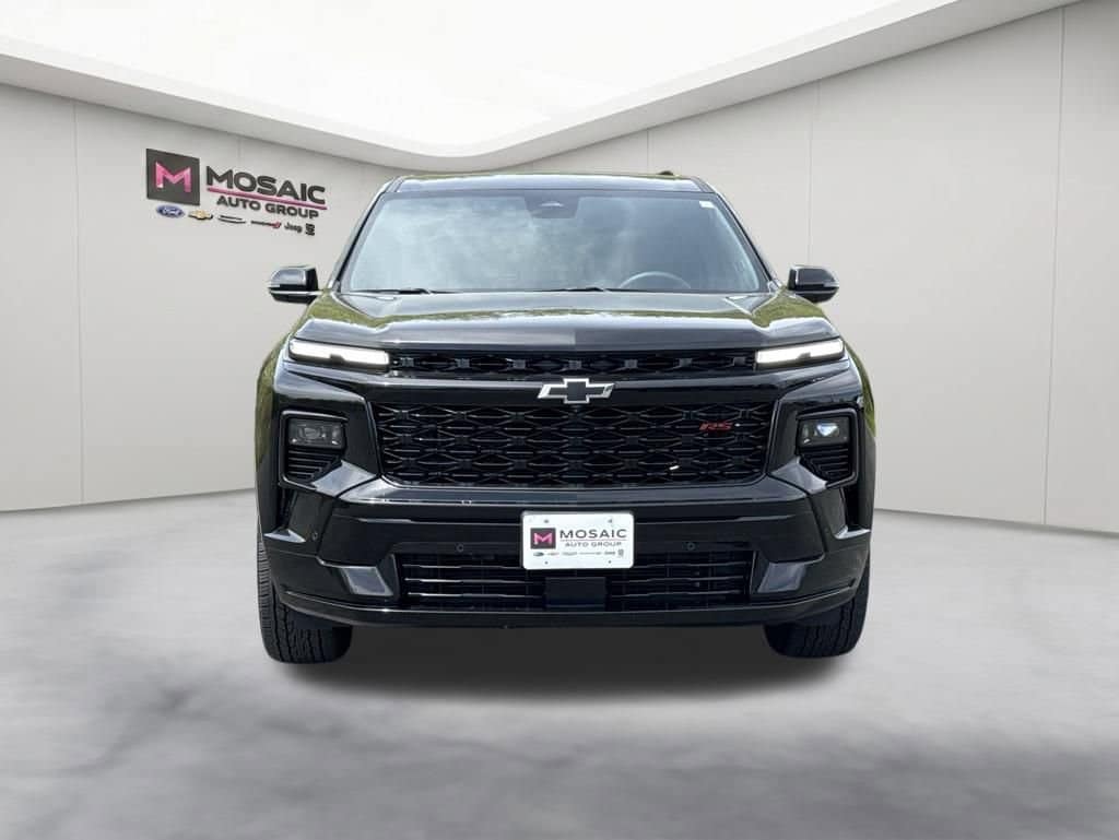 Used 2025 Chevrolet Traverse RS SUV