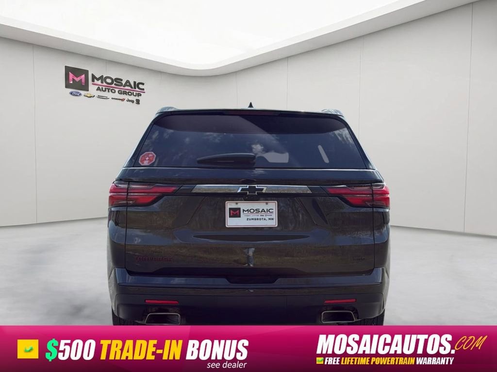 Used 2023 Chevrolet Traverse Premier SUV
