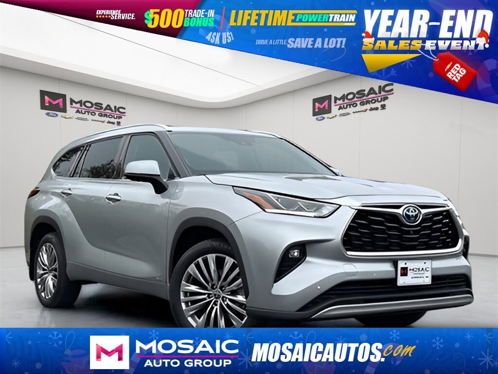 Used 2023 Toyota Highlander Hybrid Platinum