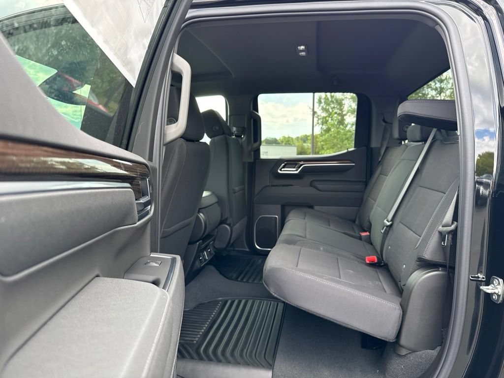 2026 Chevrolet Silverado 1500 LT - Photo 21