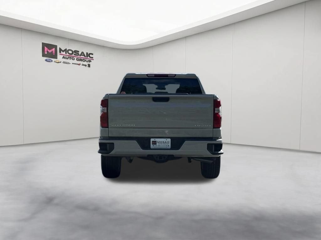 2026 Chevrolet Silverado 1500 Custom - Photo 7