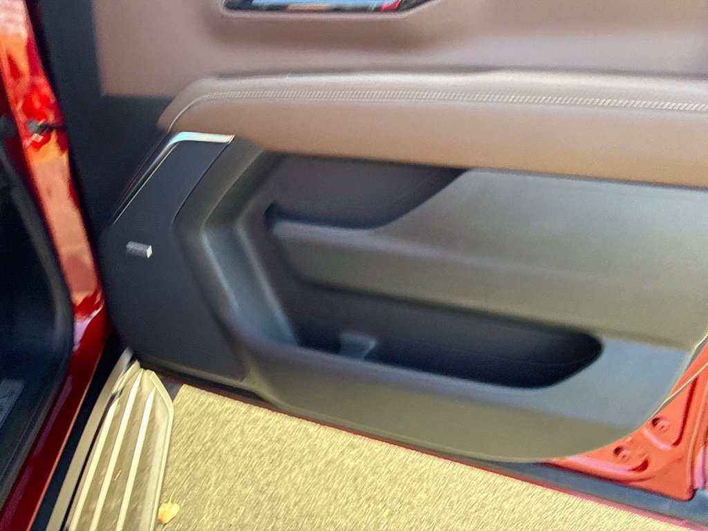 2027 Chevrolet Tahoe High Country - Photo 10