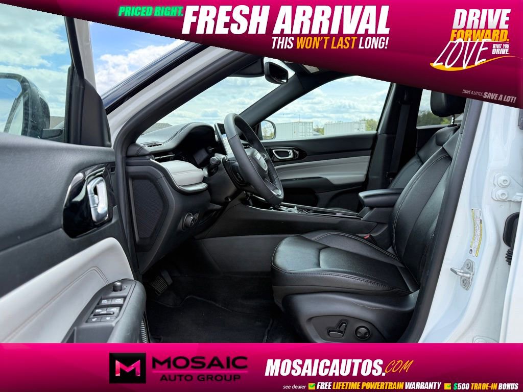 2025 Jeep Compass Limited 4X4's photo
