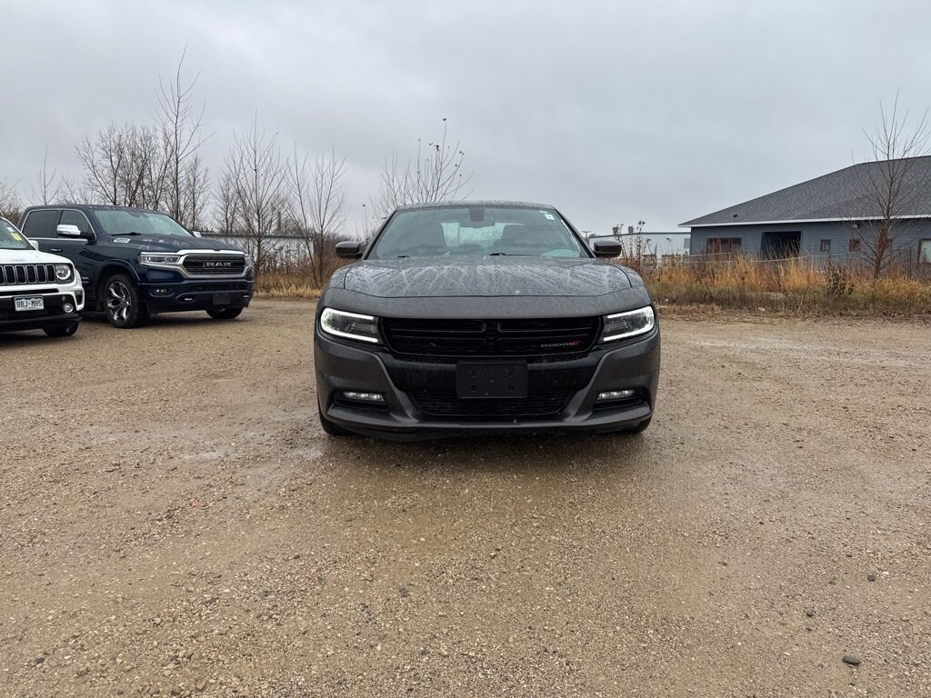 Used 2016 Dodge Charger SXT Sedan