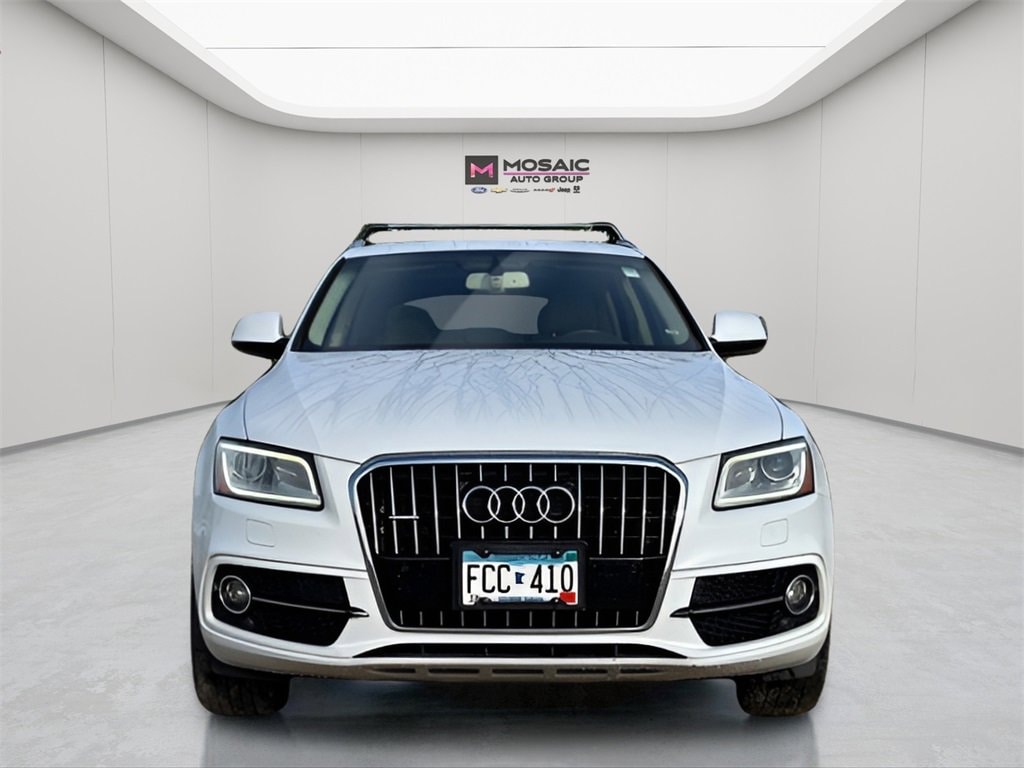 Used 2016 Audi Q5 Premium Plus with VIN WA1D7BFP1GA112754 for sale in Zumbrota, Minnesota