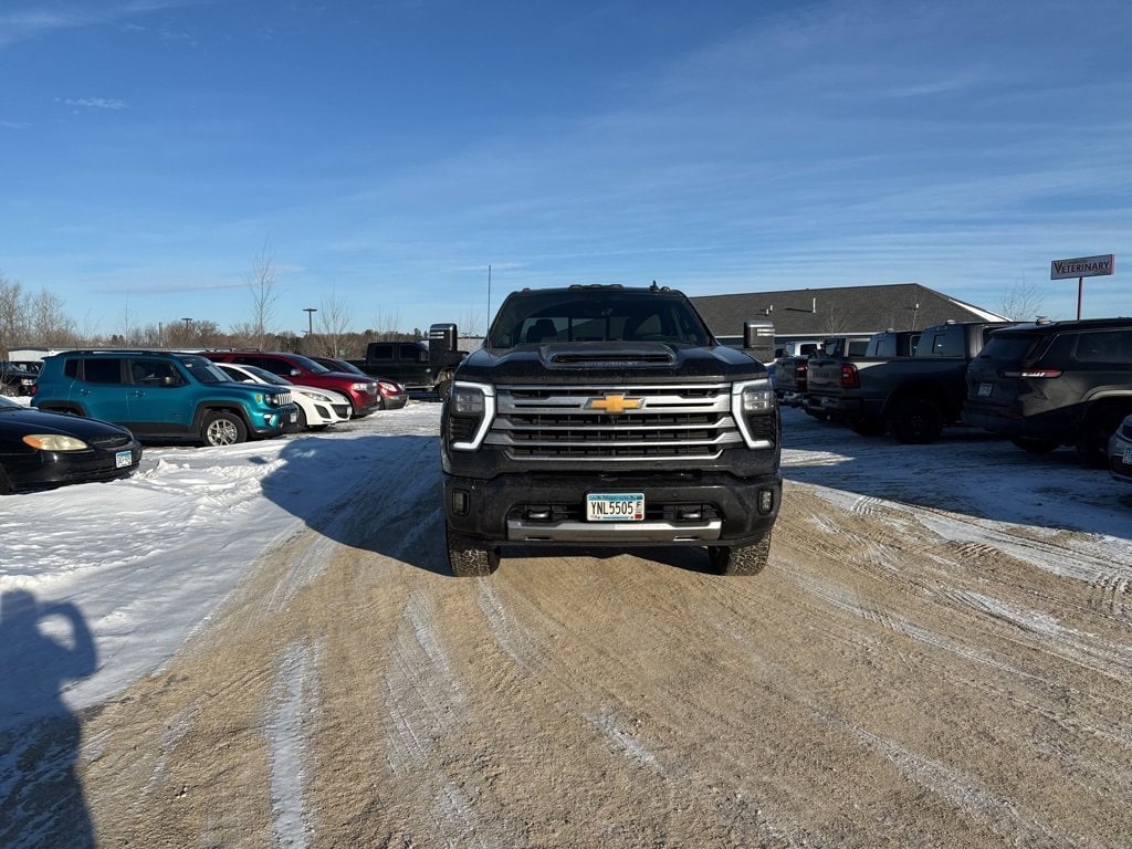 Used 2025 Chevrolet Silverado 3500HD High Country with VIN 2GC4KVEY8S1111359 for sale in Zumbrota, Minnesota