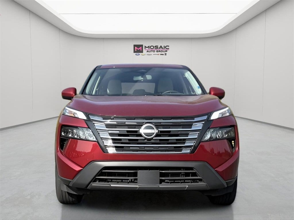 Used 2024 Nissan Rogue SV with VIN JN8BT3BB9RW183056 for sale in Zumbrota, Minnesota