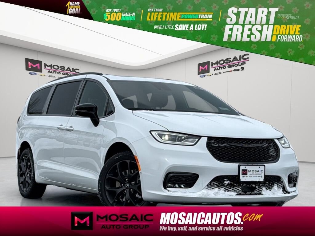 New 2026 Chrysler Pacifica Select Passenger Van