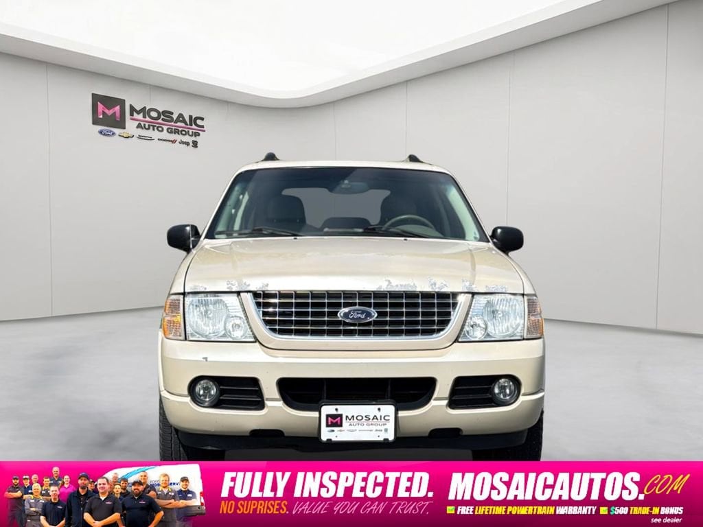 Used 2005 Ford Explorer Limited with VIN 1FMZU75W25ZA05569 for sale in Zumbrota, Minnesota