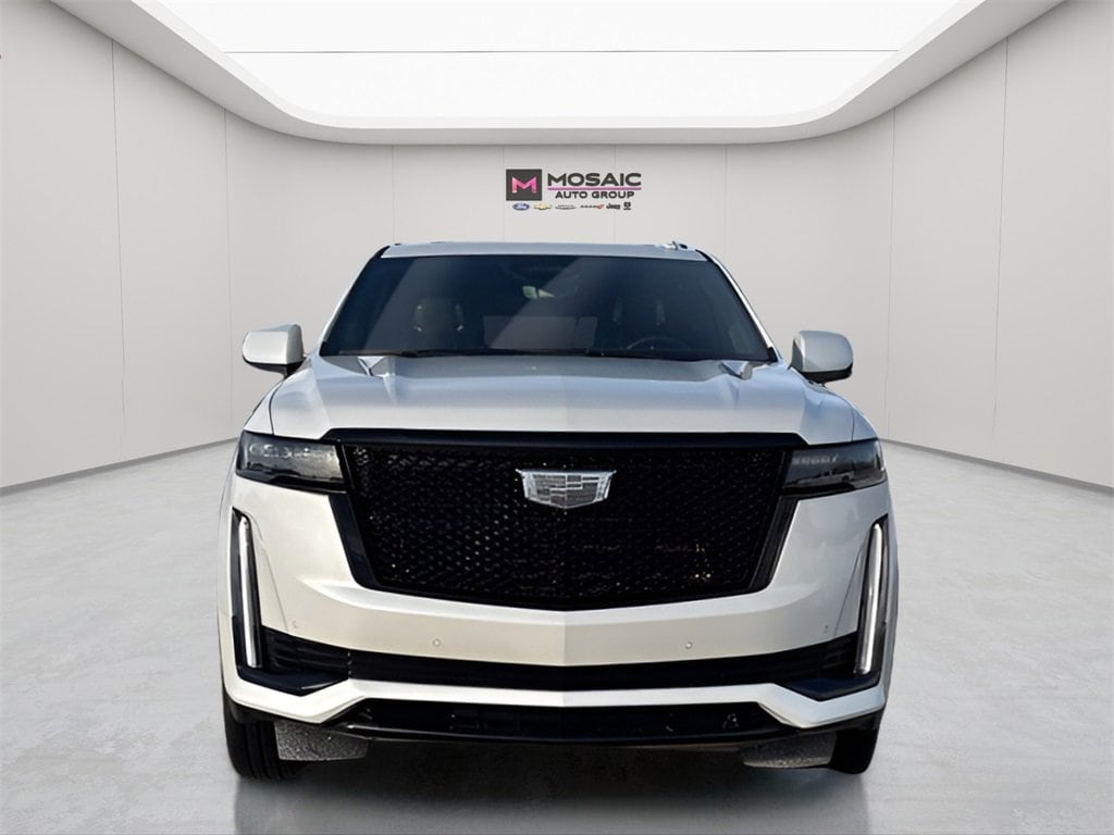 Used 2024 Cadillac Escalade ESV Sport Platinum with VIN 1GYS4RKL8RR385142 for sale in Zumbrota, Minnesota