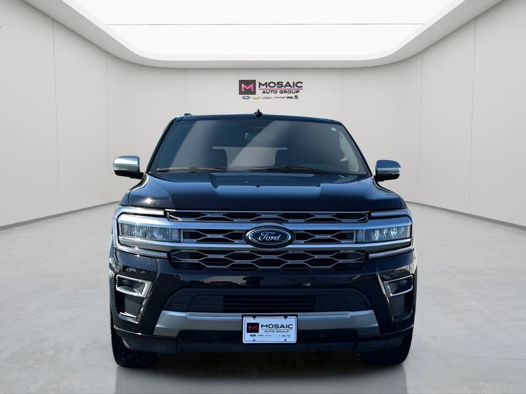 Used 2024 Ford Expedition Platinum with VIN 1FMJU1M85REA73164 for sale in Zumbrota, Minnesota