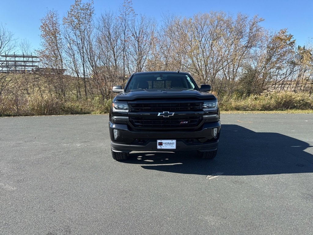 Used 2018 Chevrolet Silverado 1500 LTZ Z71 with VIN 3GCUKSEC6JG251757 for sale in Zumbrota, Minnesota