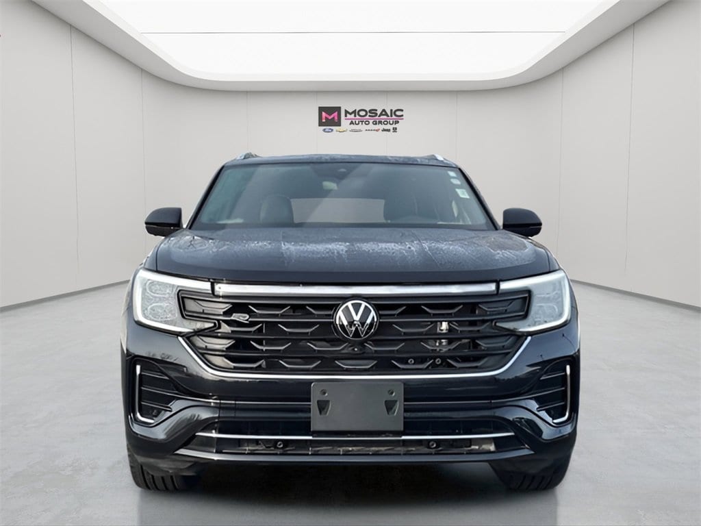 Used 2024 Volkswagen Atlas Cross Sport SEL Premium R-LINE with VIN 1V2FE2CA5RC261694 for sale in Zumbrota, Minnesota