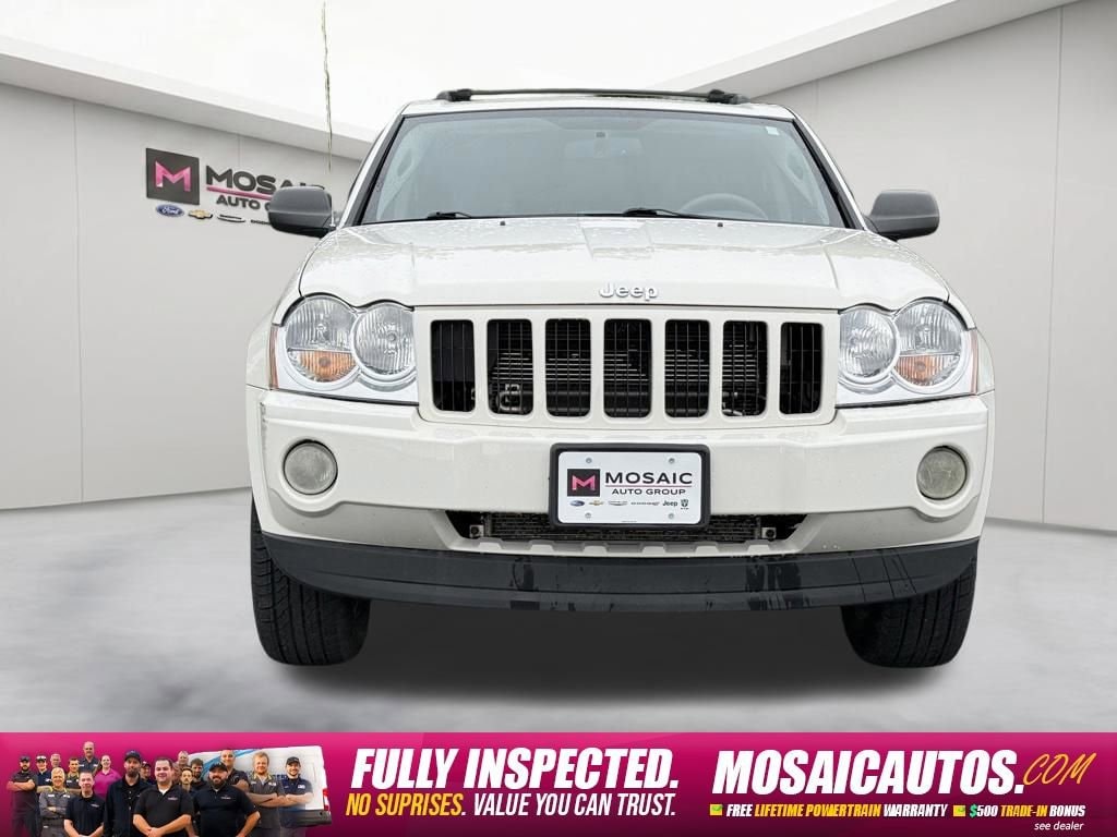 Used 2007 Jeep Grand Cherokee Laredo with VIN 1J8HR48P37C509101 for sale in Zumbrota, Minnesota
