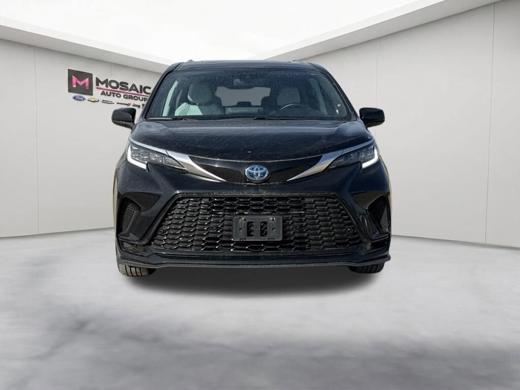 Used 2021 Toyota Sienna XSE 7 Passenger Van