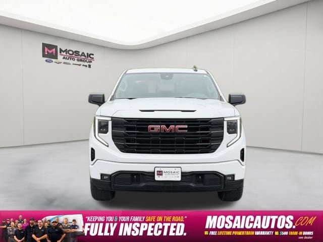 Used 2025 GMC Sierra 1500 Elevation with VIN 1GTUUCED5SZ160828 for sale in Zumbrota, Minnesota