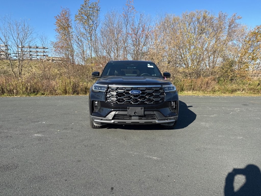Used 2025 Ford Explorer Platinum with VIN 1FMWK8HC6SGA75793 for sale in Zumbrota, Minnesota