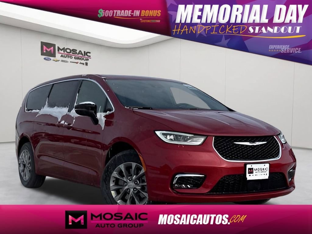 2026 Chrysler Pacifica Limited AWD's photo