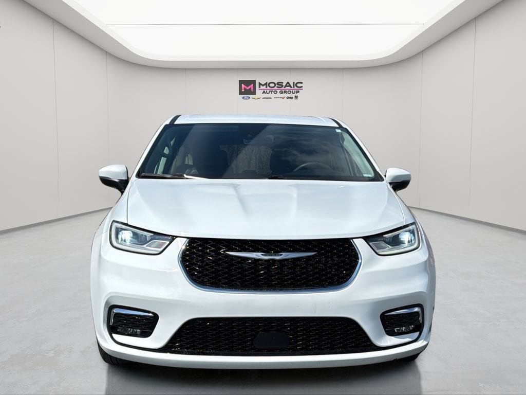 Used 2023 Chrysler Pacifica Touring L with VIN 2C4RC1BG1PR621035 for sale in Zumbrota, Minnesota