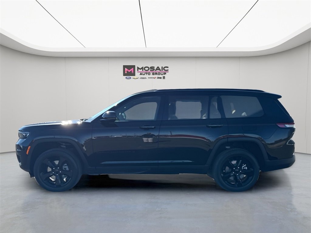 New 2025 Jeep Grand Cherokee L Laredo Sport Utility
