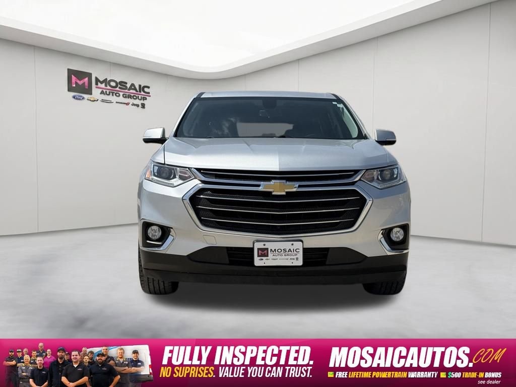 Used 2018 Chevrolet Traverse 3LT with VIN 1GNEVHKW8JJ117397 for sale in Zumbrota, Minnesota