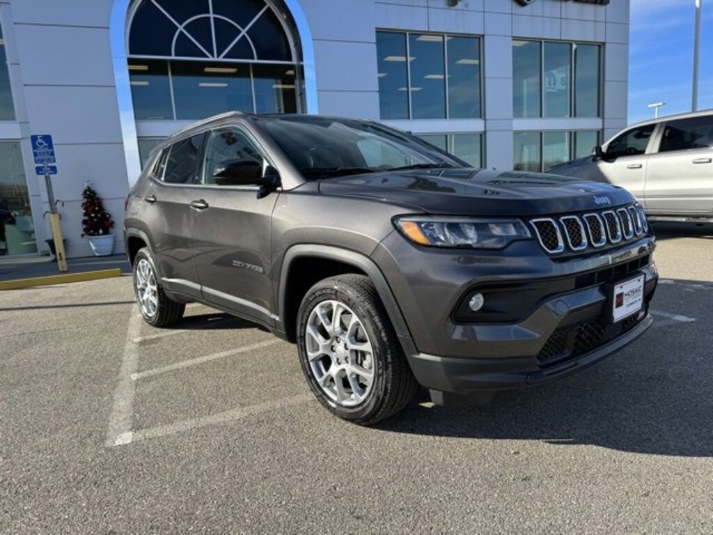 New 2024 Jeep Compass Latitude Lux For Sale Zumbrota MN