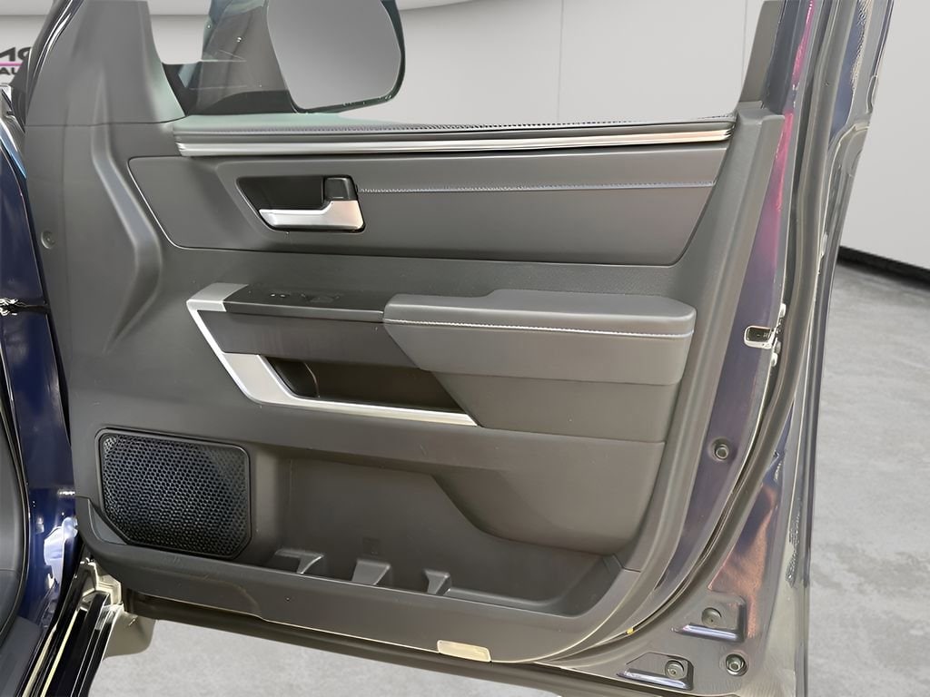 2023 Toyota Sequoia Platinum - Photo 37