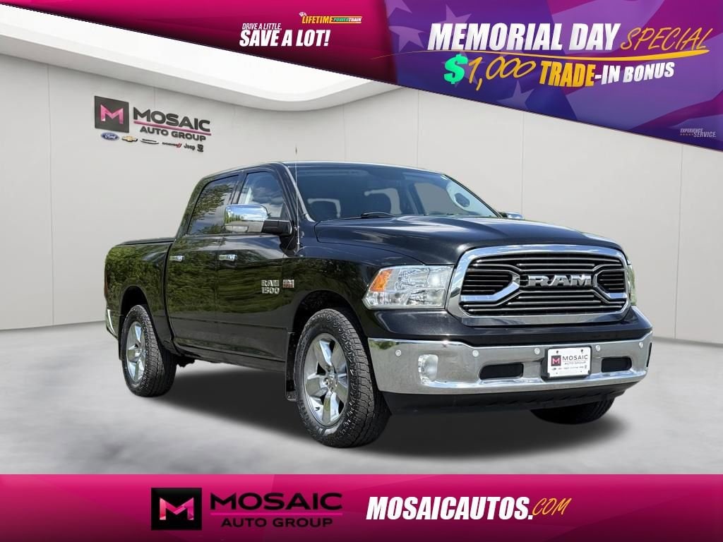 2016 RAM 1500 Big Horn 4x4 Crew Cab 5'7's photo