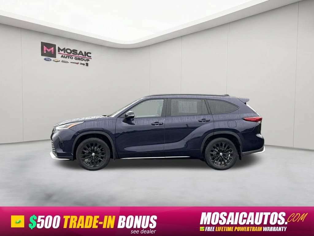 Used 2023 Toyota Highlander L SUV
