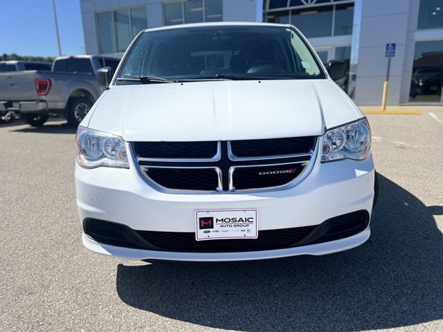 Used 2015 Dodge Grand Caravan SE with VIN 2C4RDGBG1FR687969 for sale in Lake City, Minnesota