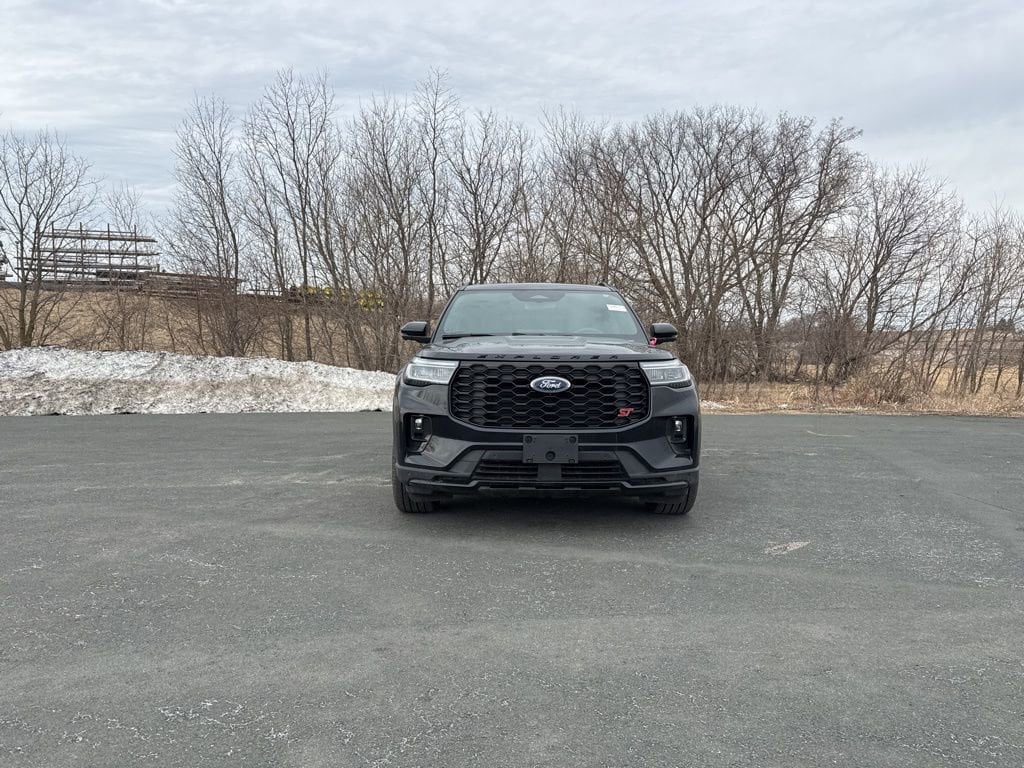 Used 2025 Ford Explorer ST with VIN 1FMWK8GC6SGB03948 for sale in Zumbrota, Minnesota