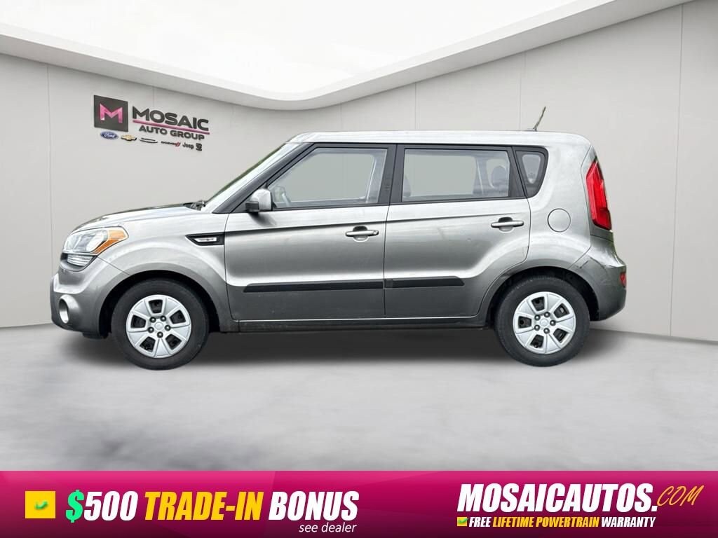 Used 2013 Kia Soul Base Hatchback