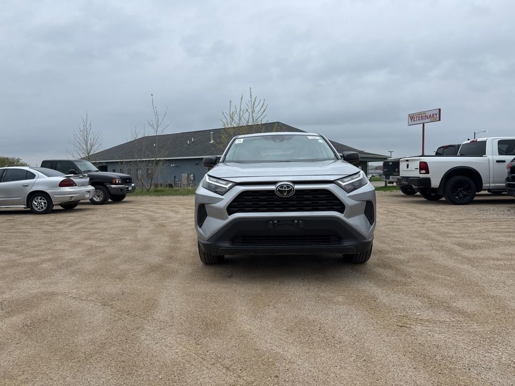 Used 2024 Toyota RAV4 LE with VIN 2T3F1RFV2RW468609 for sale in Zumbrota, Minnesota