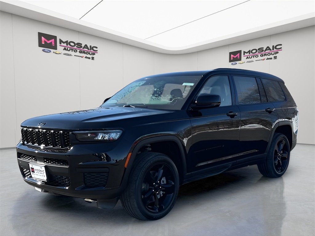 New 2025 Jeep Grand Cherokee L Laredo Sport Utility