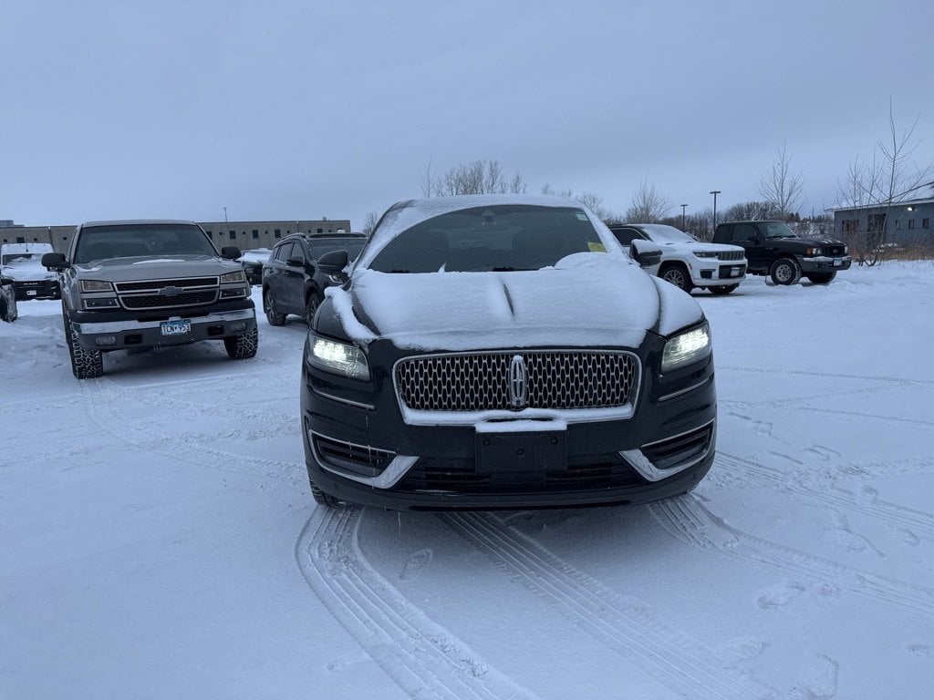 Used 2019 Lincoln Nautilus Black Label with VIN 2LMPJ9JP8KBL35360 for sale in Zumbrota, Minnesota