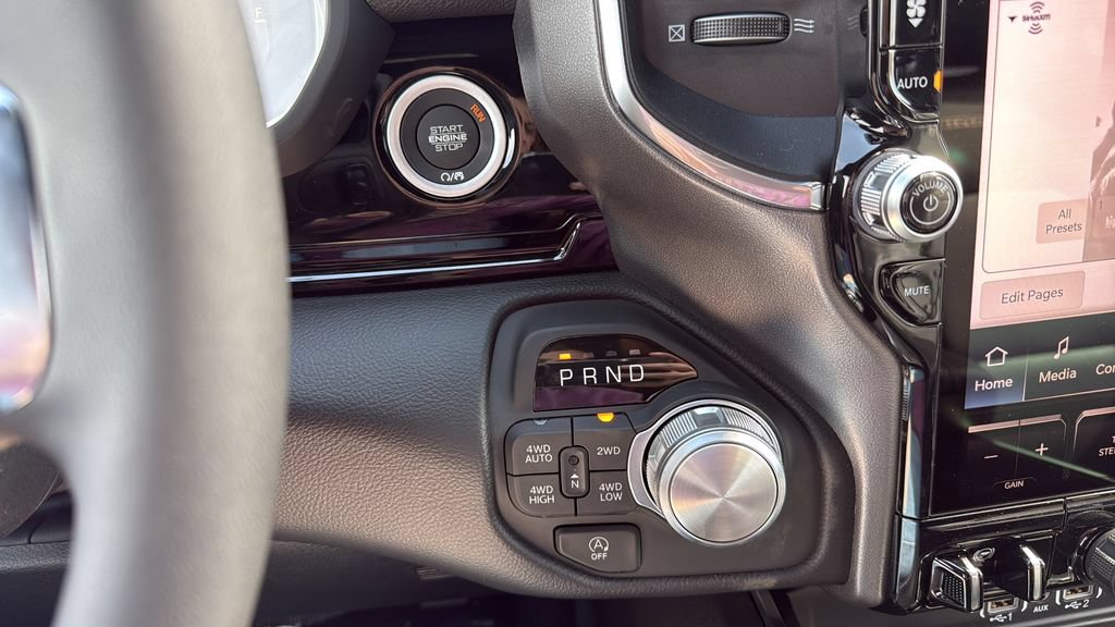 2026 RAM 1500 Laramie - Photo 36