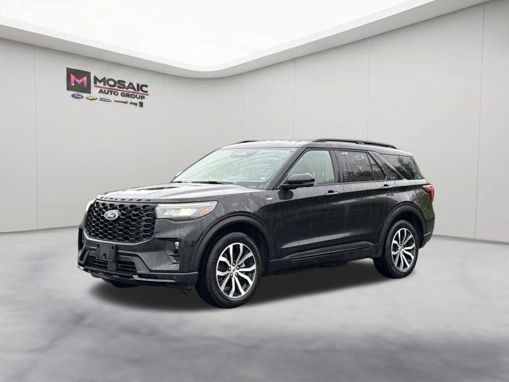 Used 2025 Ford Explorer ST-Line SUV