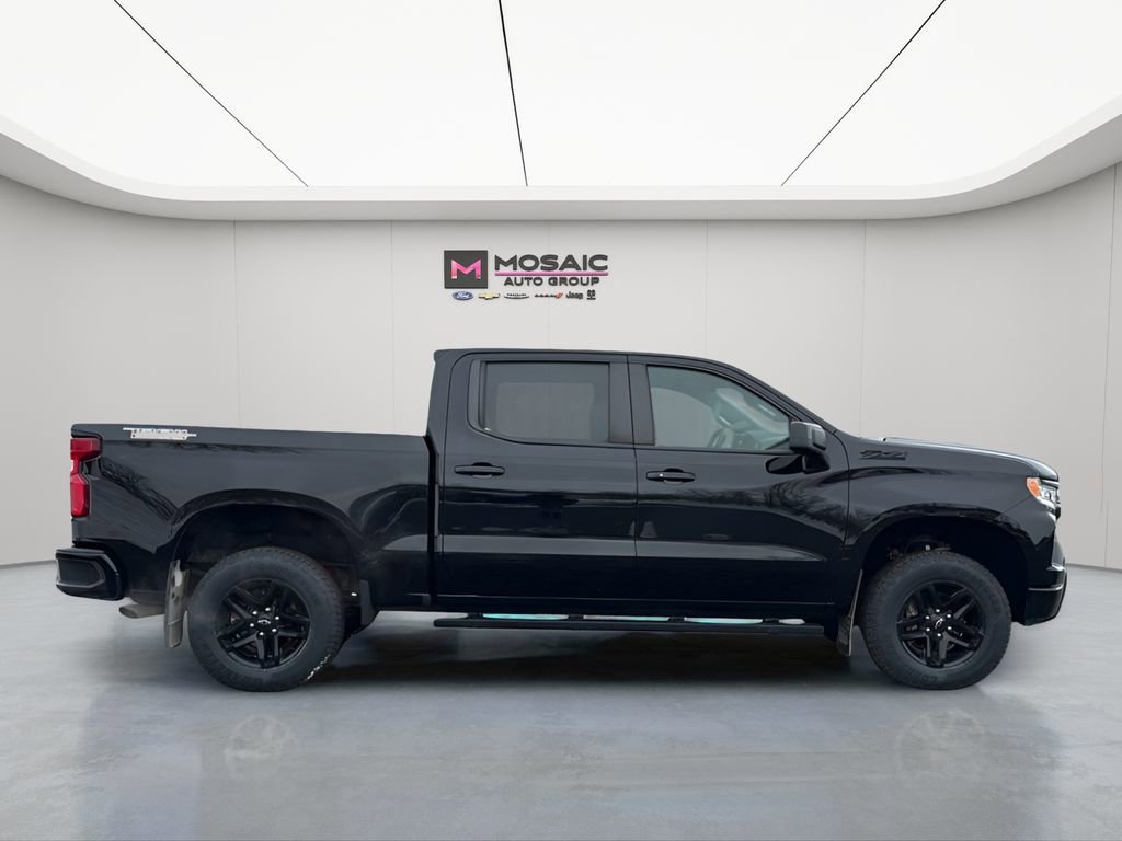 Used 2023 Chevrolet Silverado 1500 LT Trail Boss with VIN 3GCPDFEK5PG265325 for sale in Zumbrota, Minnesota