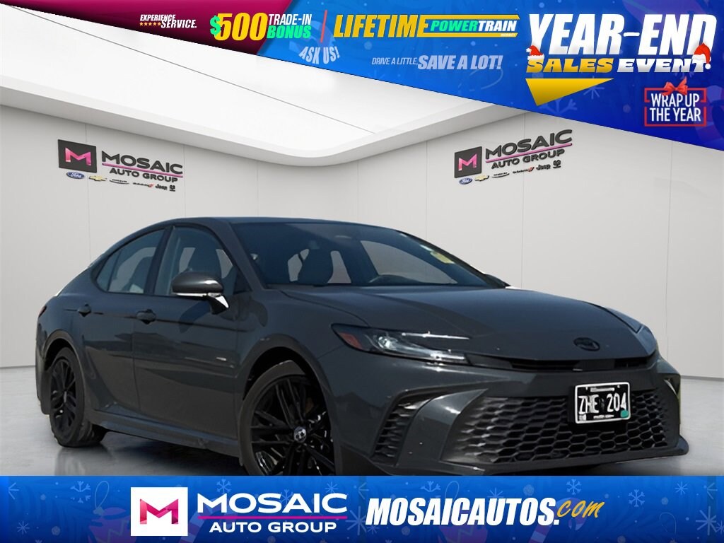 Used 2025 Toyota Camry SE Sedan